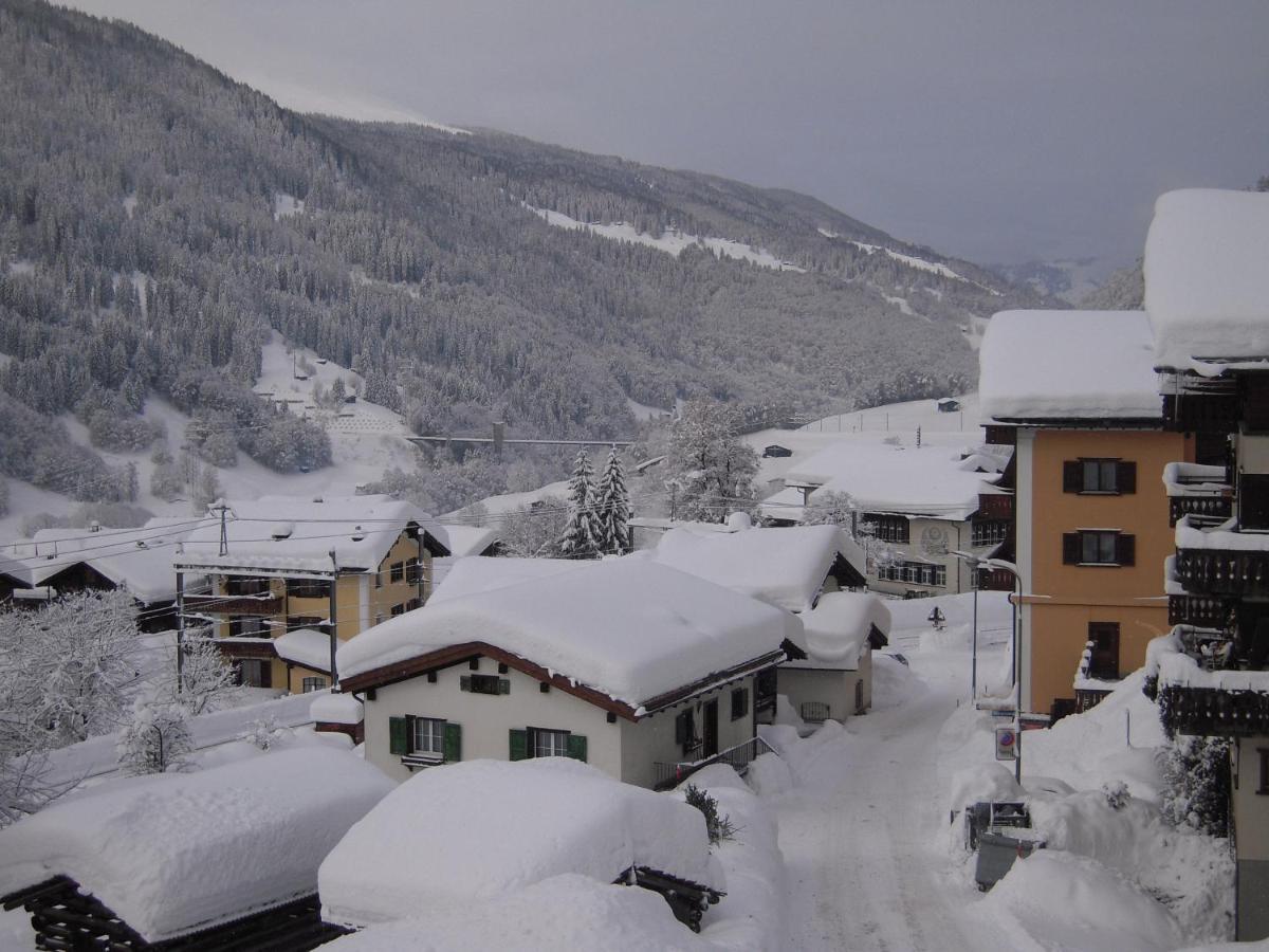 Haus Rufinis Apartment Klosters Exterior foto